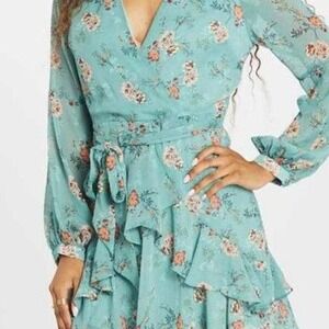 Floral chiffon wrap dress 🌿